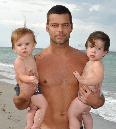 Ricky Martin kvůli přiznání homosexuality čelí kritice církve